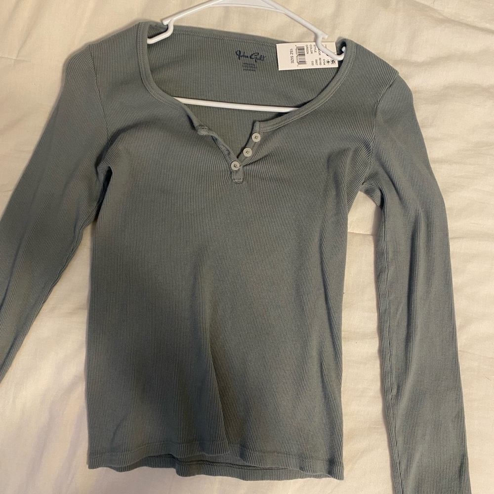 Brandy Melville Long Sleeve